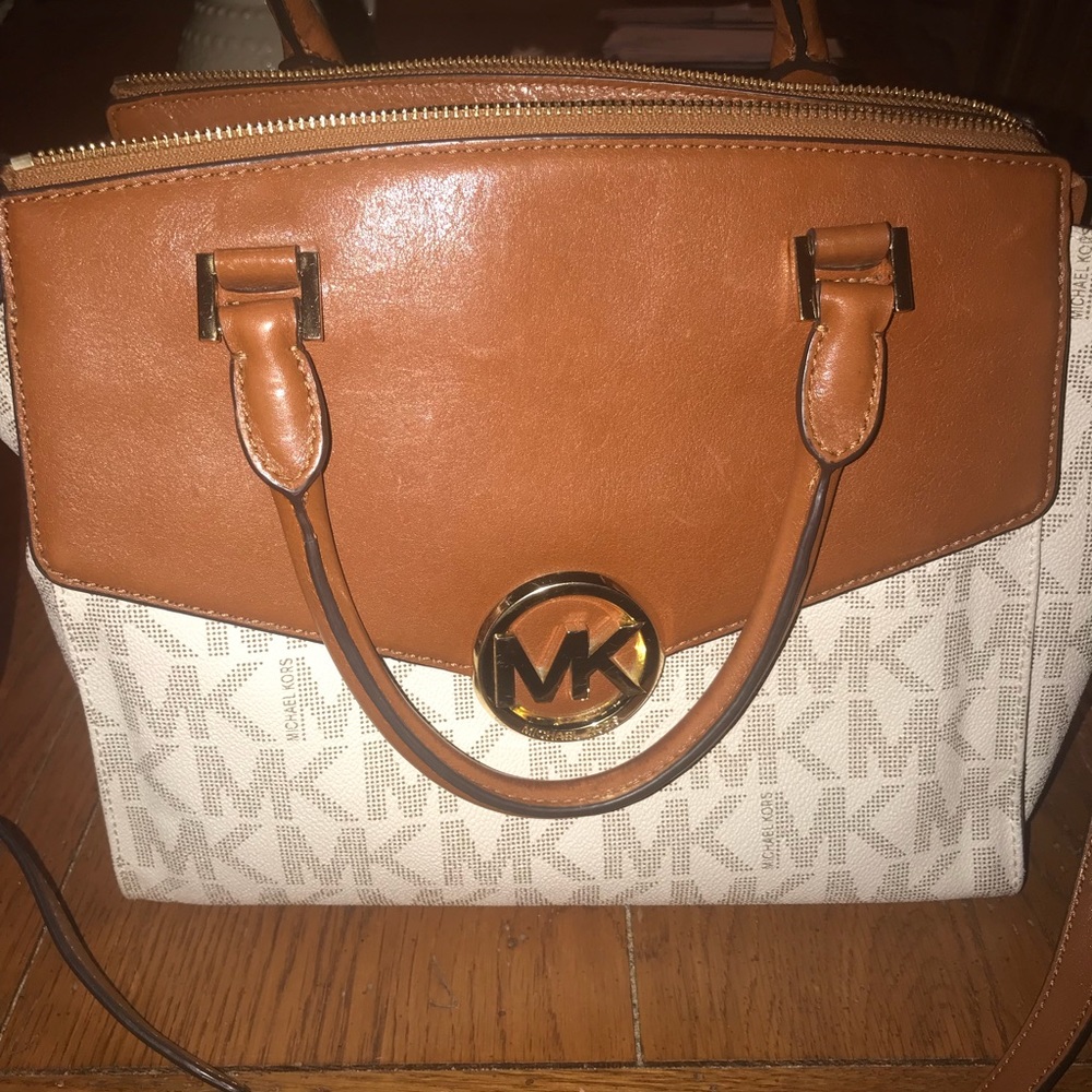 MK purse
